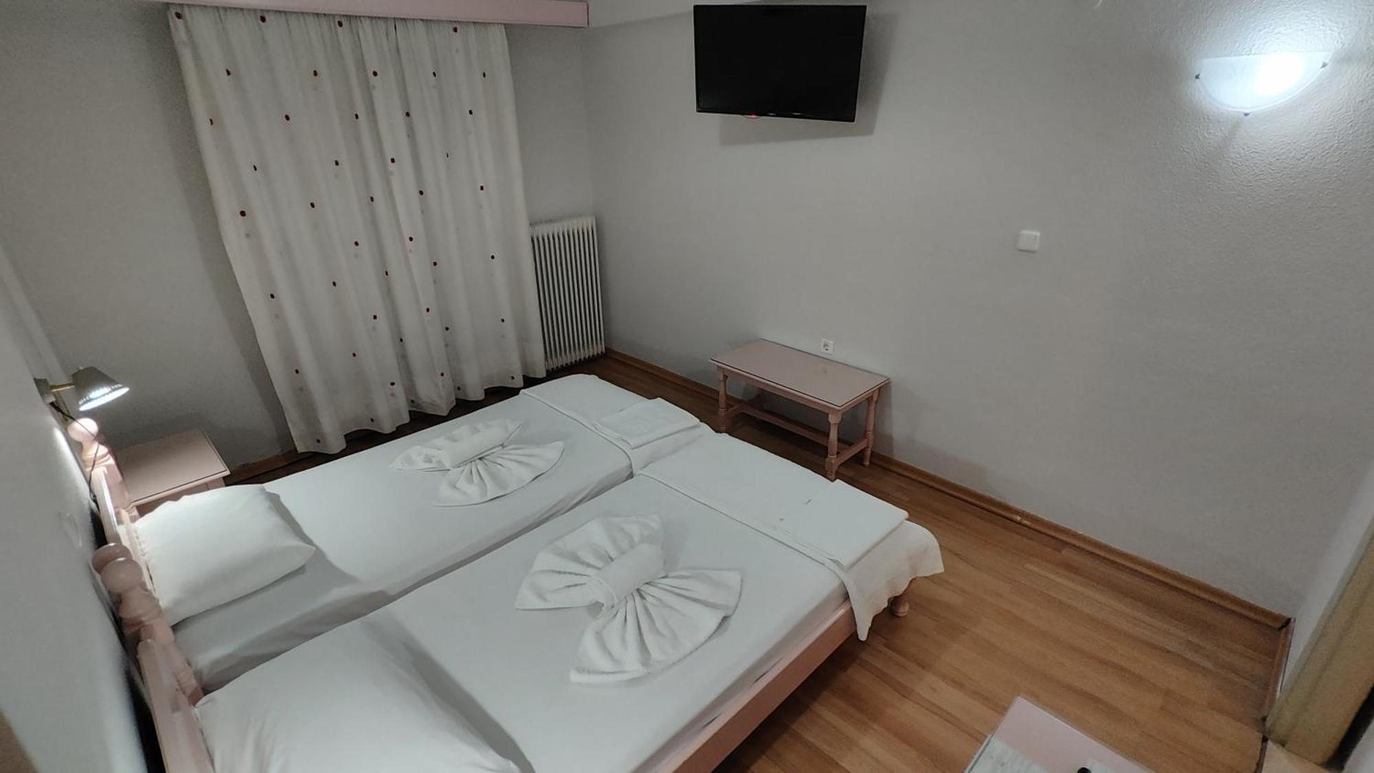 Kapolos Spa Hotel لوترا إديبسو الغرفة الصورة